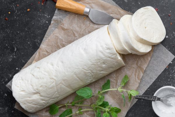 Mozzarella Pizza 1Kg - Image 2